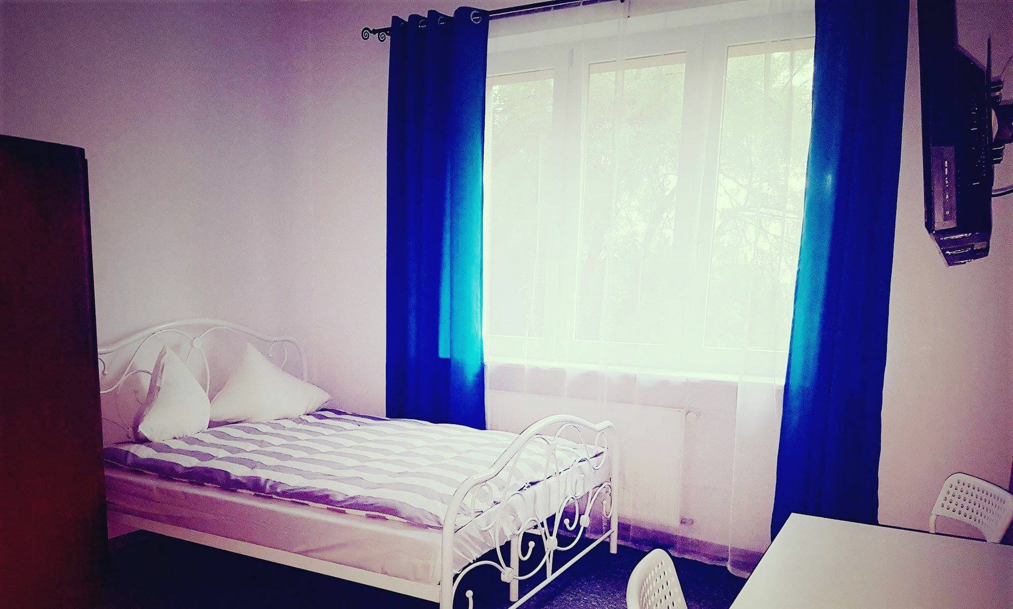 ורשה Moonriver Inn מראה חיצוני תמונה